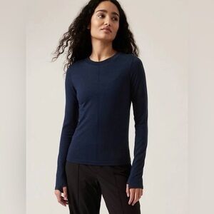 Athleta Ascent Seamless Top Navy Breathable Merino Wool Shirt Base-Layer